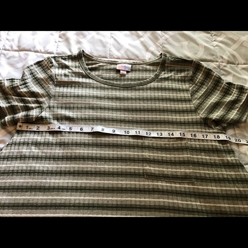 Lularoe Carly dress - Picture 4 of 5